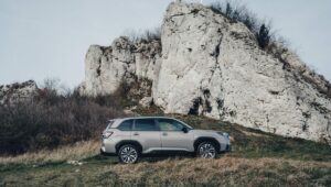 Subaru Forester 2025 w górach