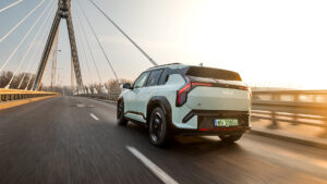 EV3 jako światowy samochód 2025