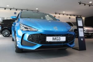 MG3 Hybrid salon