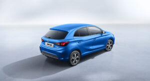 MG3 Hybrid+ bok