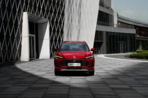MG ZS HEV 2025
