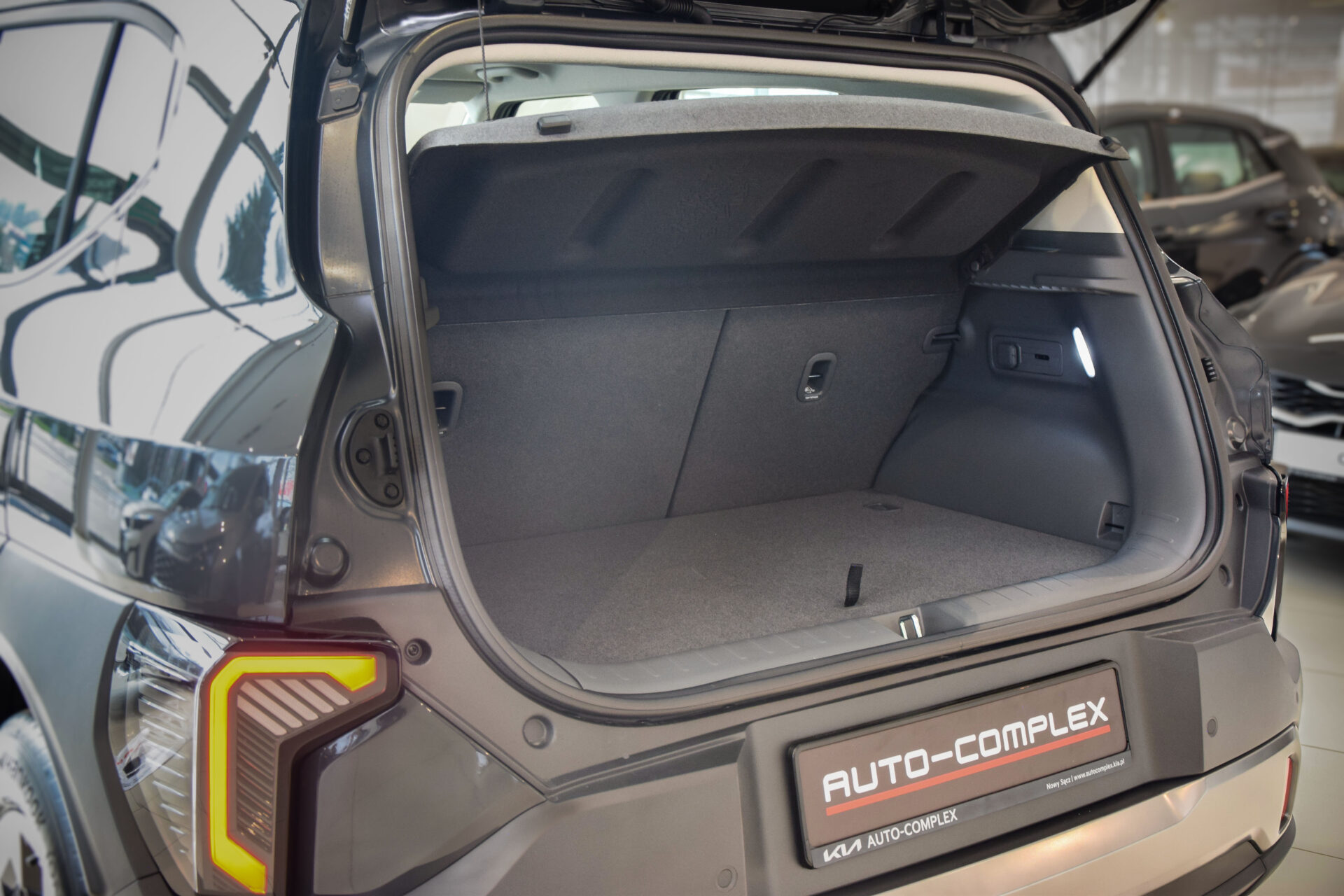 Bagażnik Kia EV2 pojemna przestrzeń bagażowa samochodu elektrycznego 403 litry